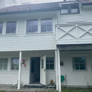 Casa La Familia Homestay Bergen